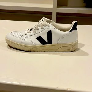 Veja shoes. Size 11